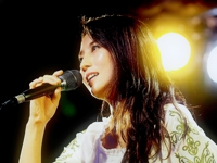 玉貴 撮影：沖津賢一郎　温かい風